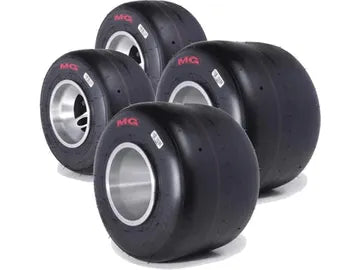 MG SH Red Senior Tyres Set